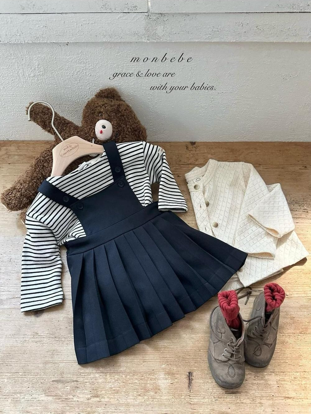 Louis Pleat Suspender Skirt [monbebe]（2026AW） 11