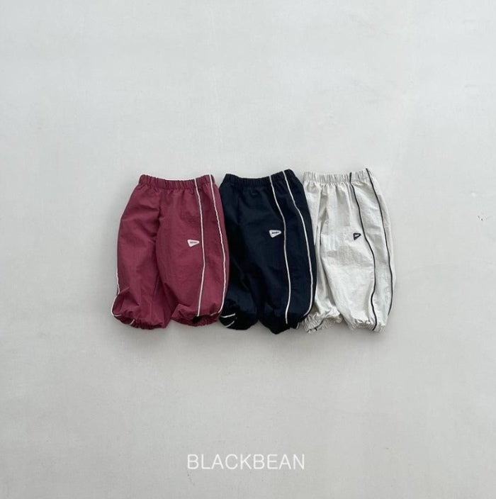 Shark Pants [BLACK BEAN]（2026AW） 2
