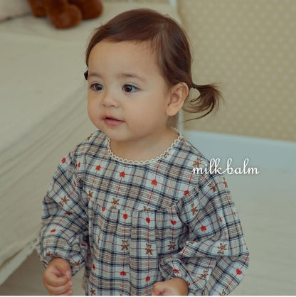 Check Bear Blouse [milk balm]（2026AW） 17
