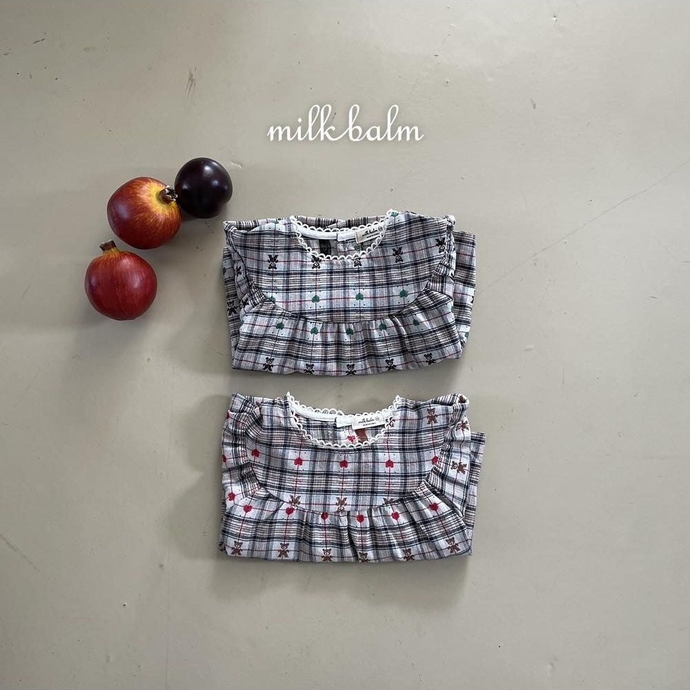 Check Bear Blouse [milk balm]（2026AW） 26