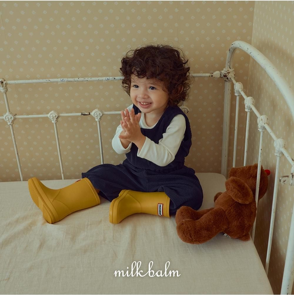 Dewy Vest [milk balm]（2026AW） 8