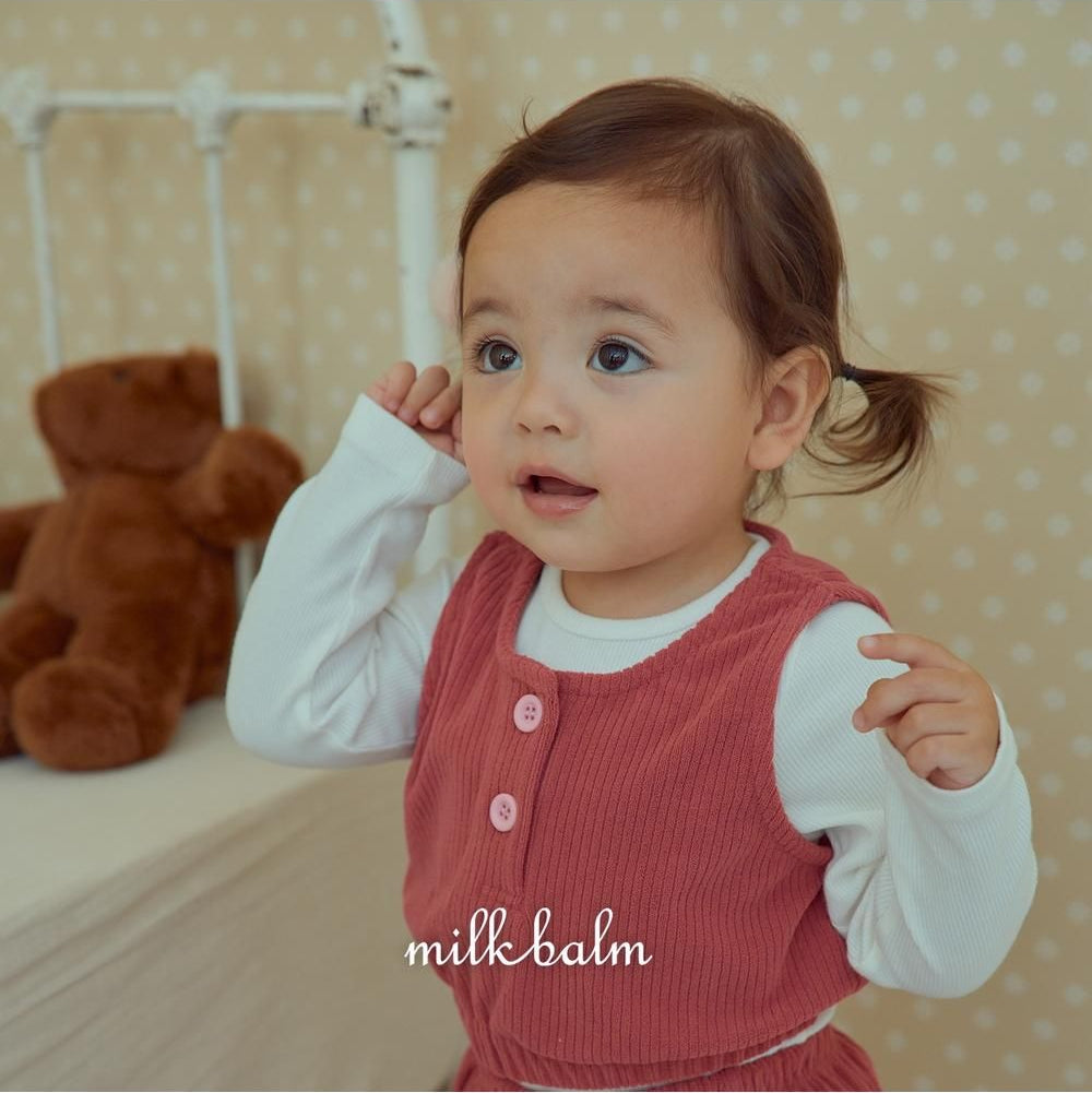 Dewy Vest [milk balm]（2026AW） 14