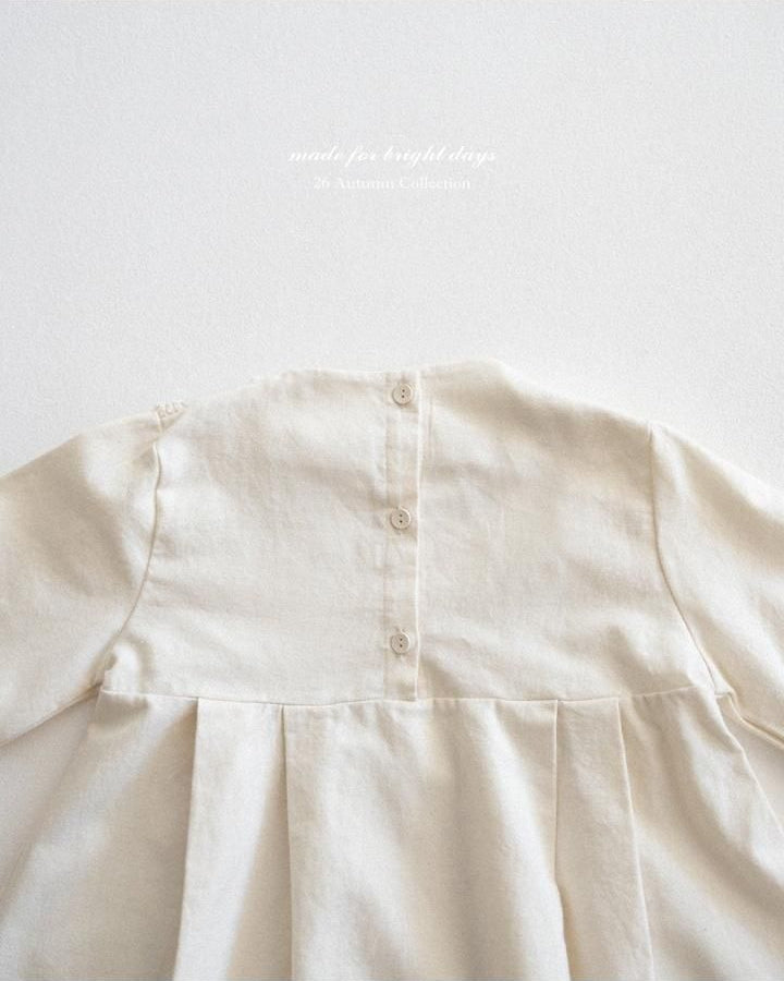Cream Dress [anggo]（2026AW） 29