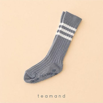Three-Line Ribbed Knee Socks [teamand]（2026AW） 4