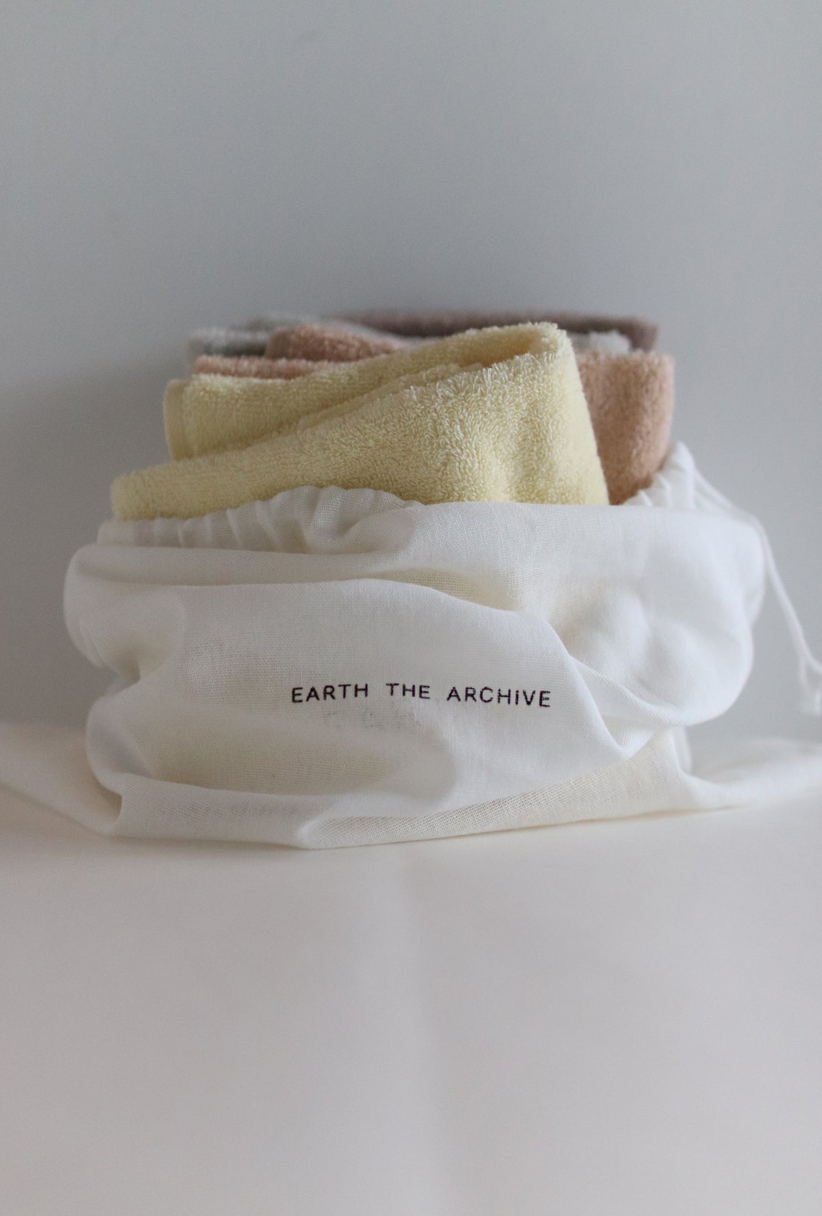 Hand Towel Pouch Set - 5 in One [EARTH THE ARCHIVE]
