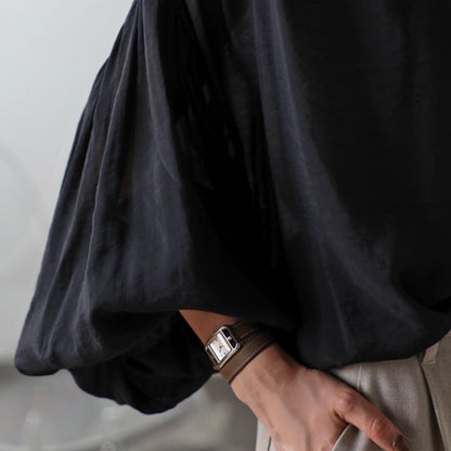 volume gather sheer blouse / black