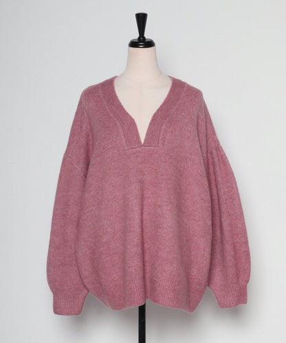 Deep V-Neck Knit [LADIES] 25