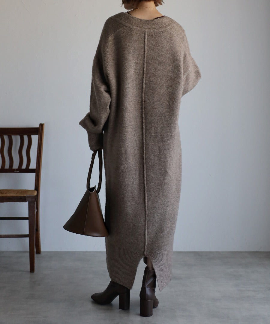 Deep V-Neck Knit Dress [LADIES] 11