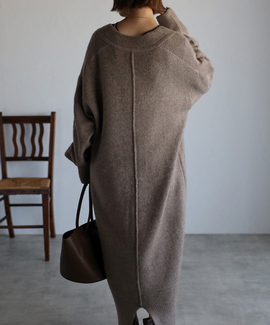 Deep V-Neck Knit Dress [LADIES] 14