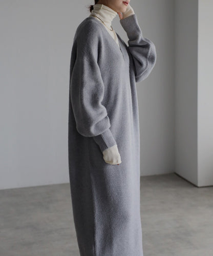 Deep V-Neck Knit Dress [LADIES] 28