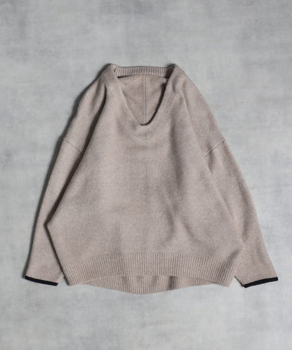 Bicolor Cocoon V-Neck Knit [LADIES] 1
