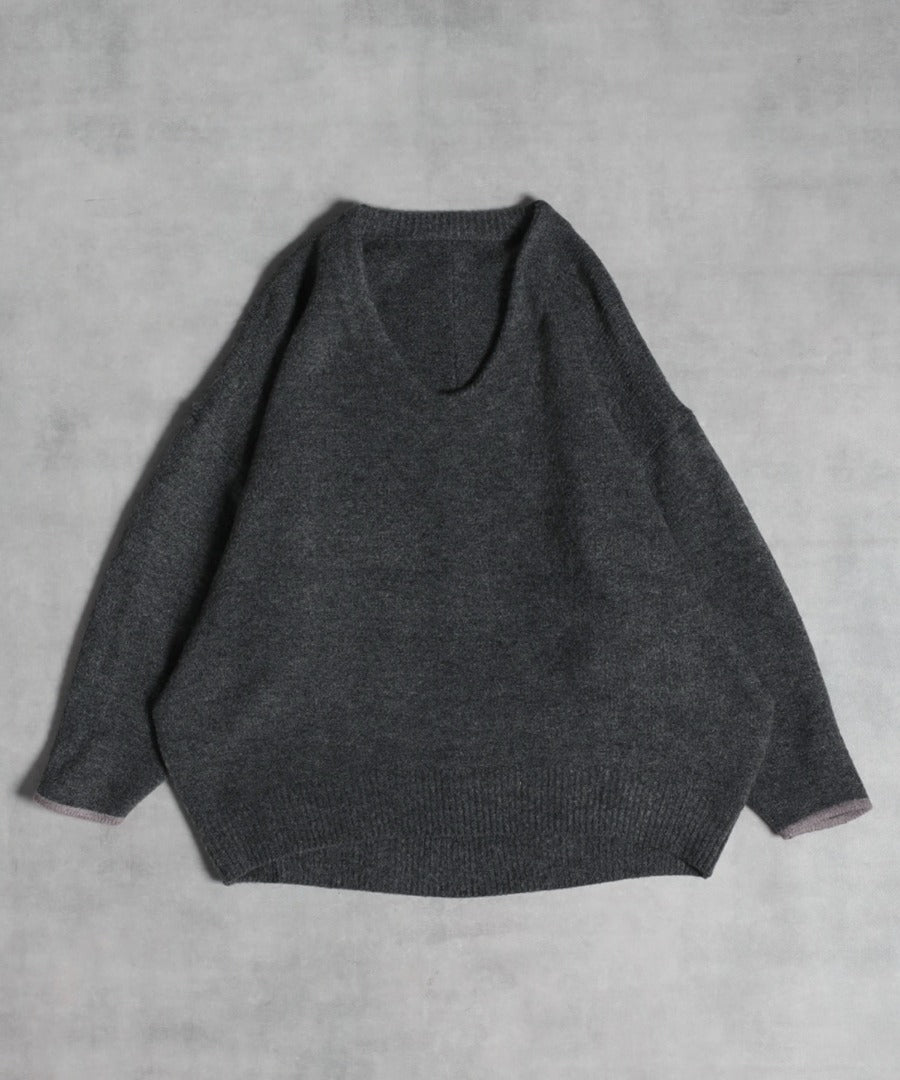 Bicolor Cocoon V-Neck Knit [LADIES] 2