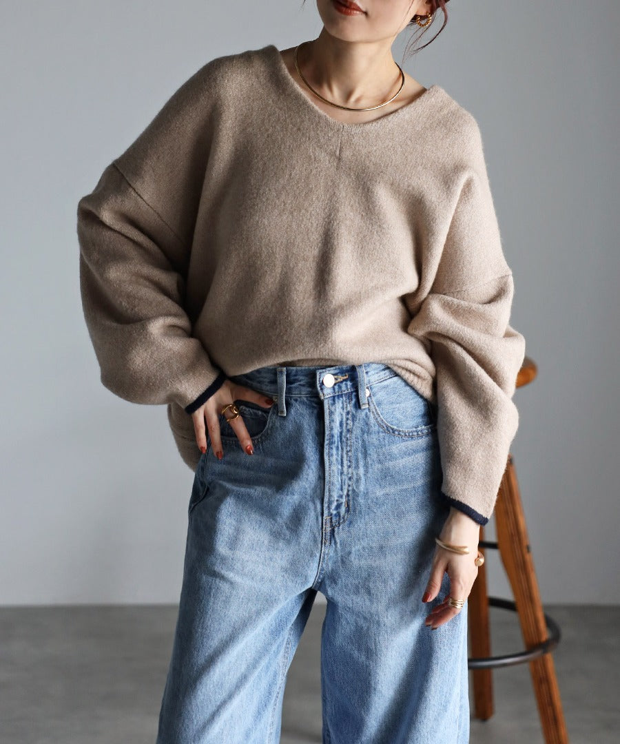 Bicolor Cocoon V-Neck Knit [LADIES] 6