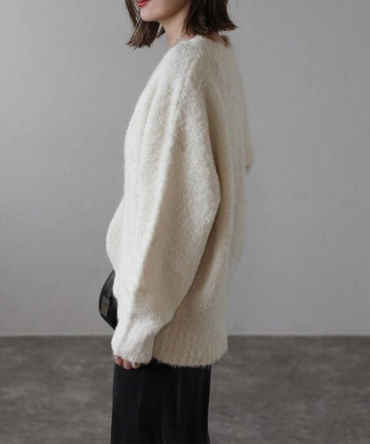 Boucle Deep V-Neck Knit [LADIES] 3
