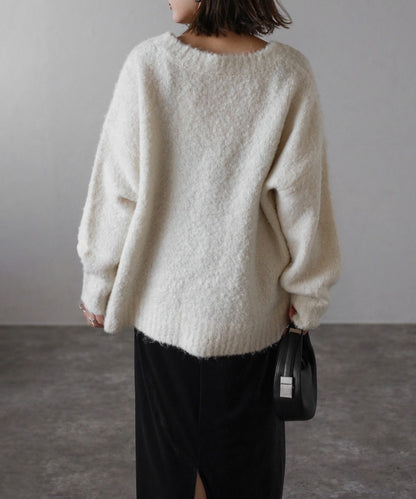 Boucle Deep V-Neck Knit [LADIES] 4