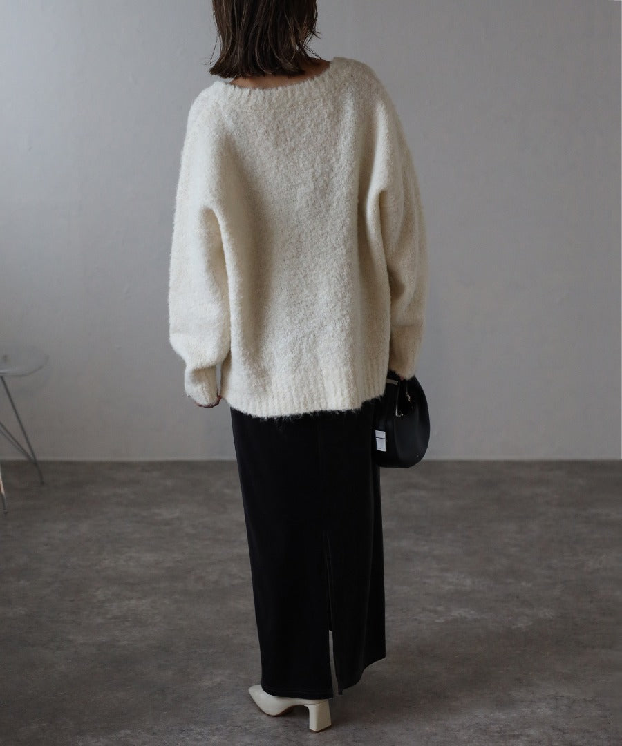 Boucle Deep V-Neck Knit [LADIES] 7