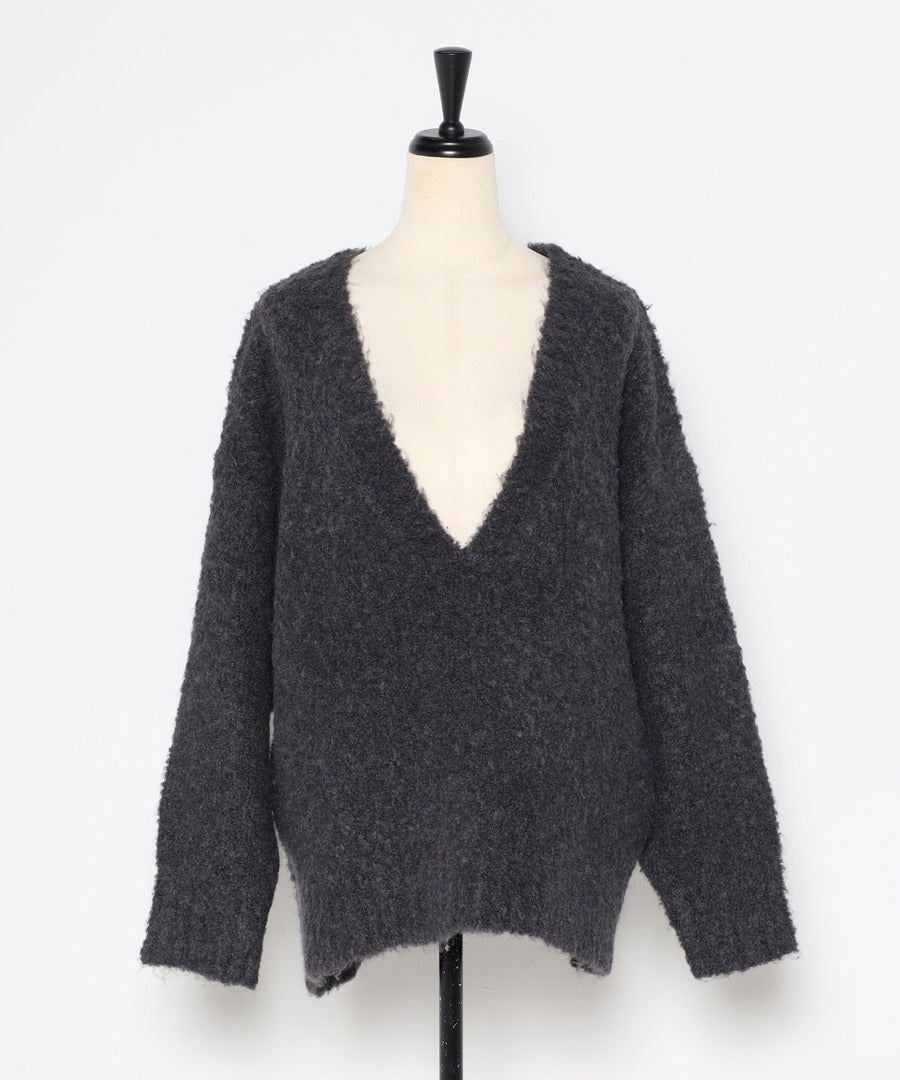 Boucle Deep V-Neck Knit [LADIES] 24