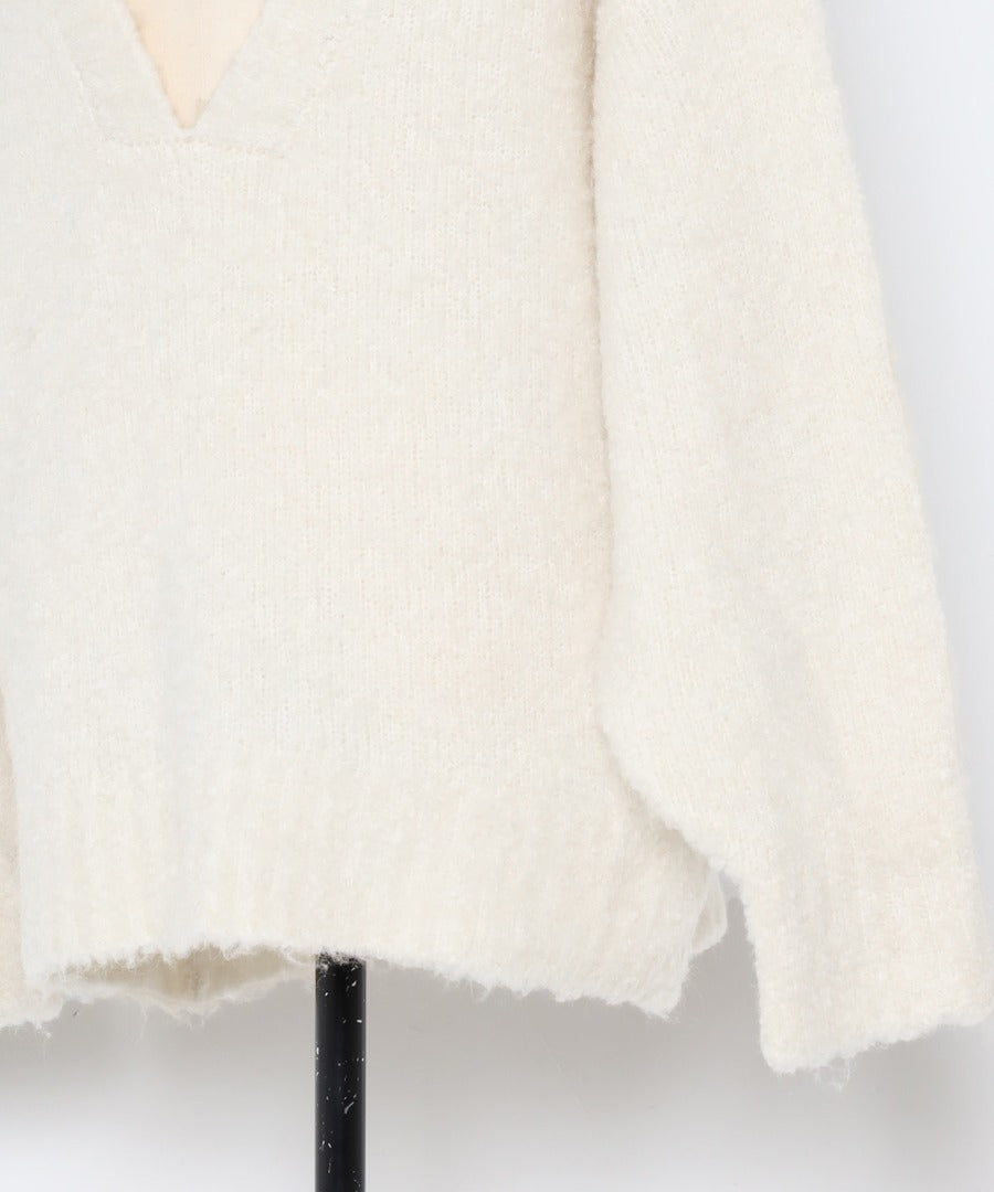 Boucle Deep V-Neck Knit [LADIES] 29