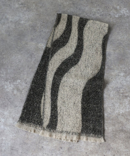 Bicolor Wave Pattern Muffler [LADIES] 24