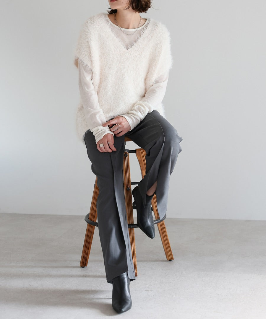 V-Neck Shaggy Knit Vest [LADIES] 10