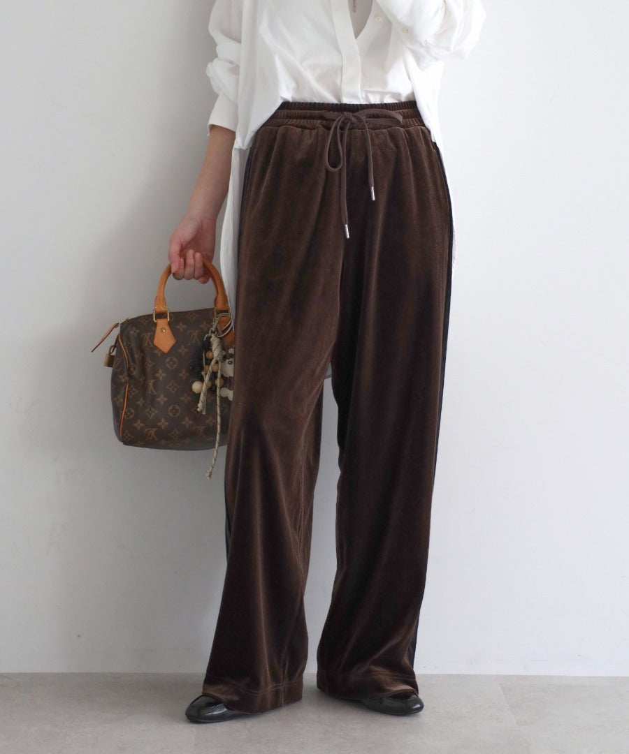 Glossy Velour Side-Line Pants [LADIES] 1