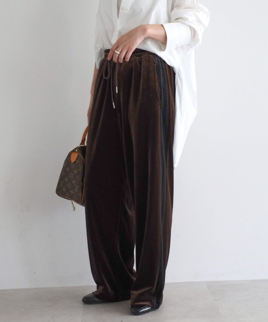 Glossy Velour Side-Line Pants [LADIES] 9