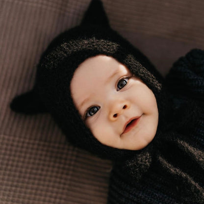 kitty hat / black