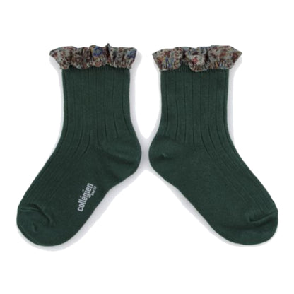 collegien / Charlotte - Liberty Ruffle Ribbed Ankle Socks  (Vert For?t)