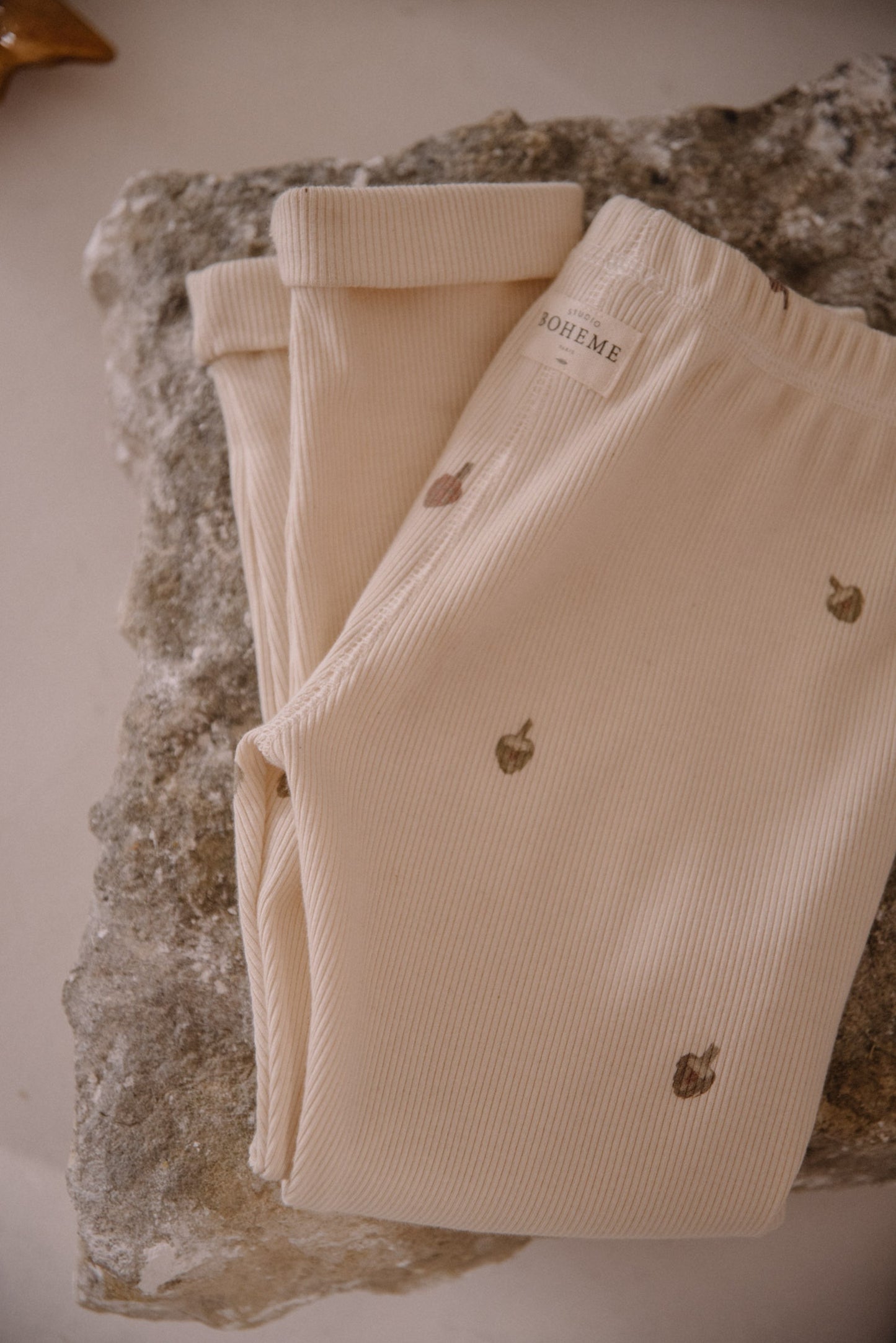 ROM POM LEGGINGS - Ecru/Artichokes [STUDIO BOHEME](22AW)