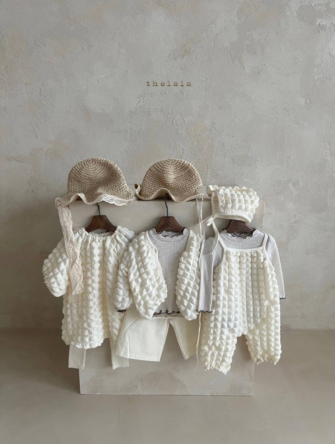 holly tee / beige