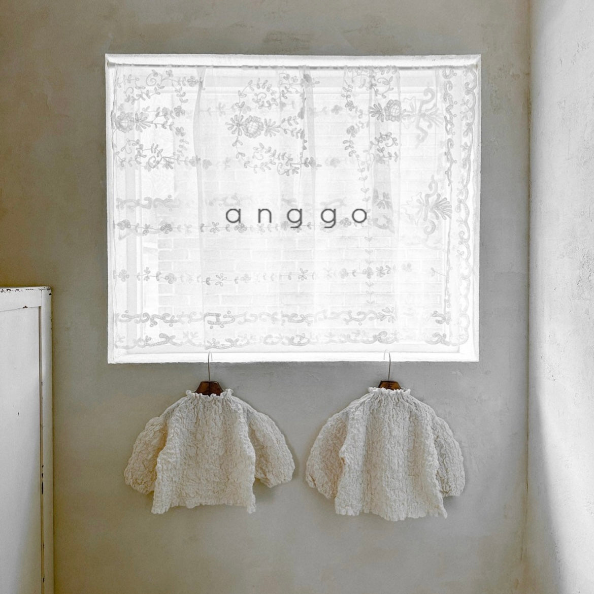 milk blouse [anggo]