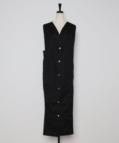 center button jumper skirt / black