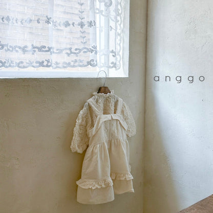 milk blouse [anggo]