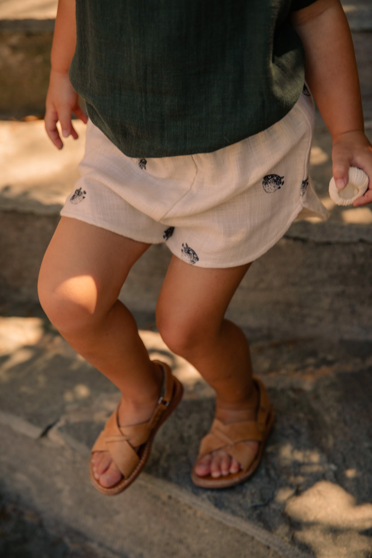 SHORTS GEORGETTE / ecru-puffer fish