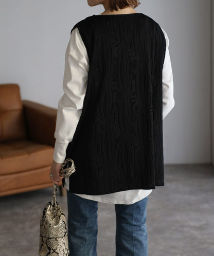 wavy pleats vest / black