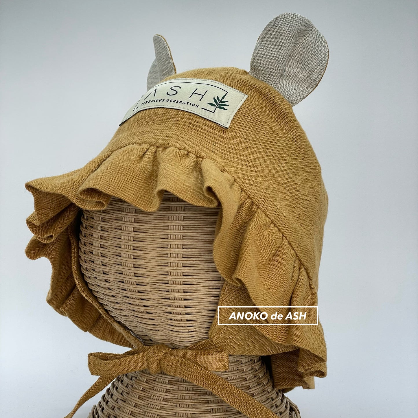 bear hat / honey / wavy / neutral [ASH generation]
