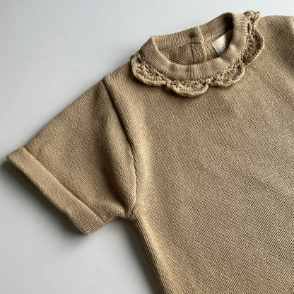 scalloped collar shirt