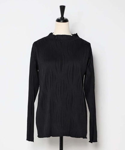 wave pleats mellow tops / black