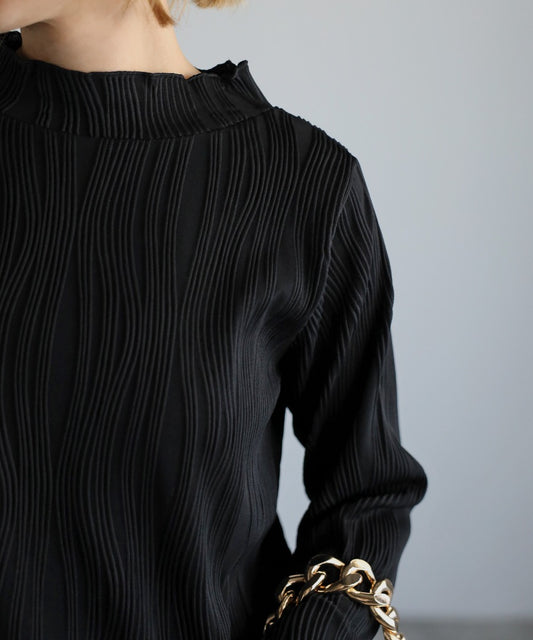 wave pleats mellow tops / black